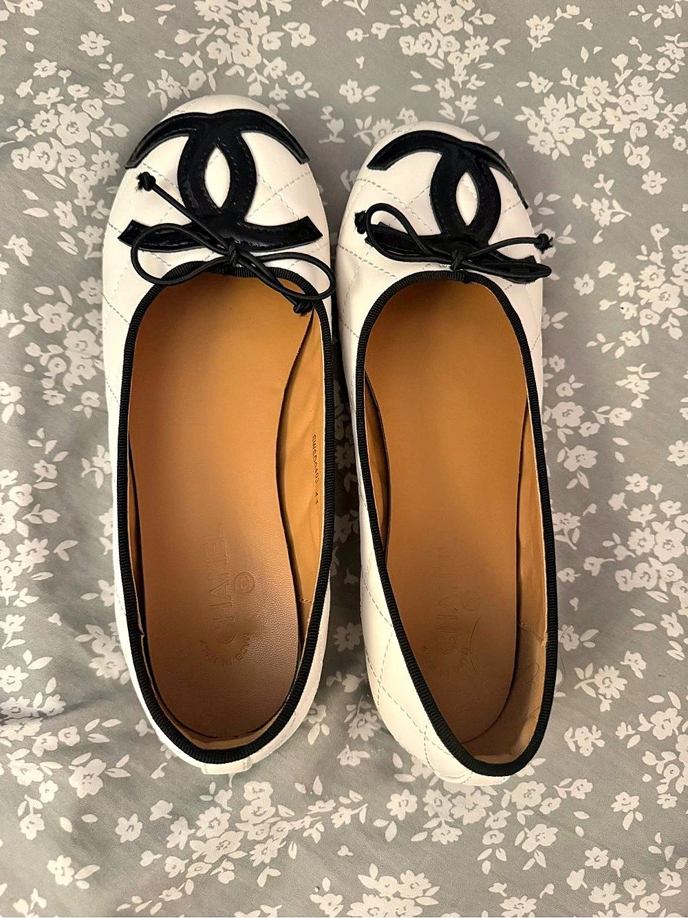 Quilted Cap Toe Ballerina Flats White & Black - Picture 5 of 7